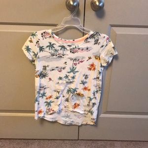 old navy topical tee